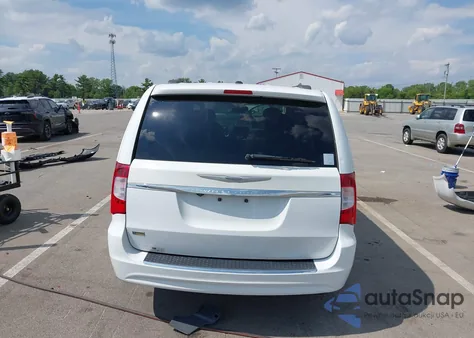 2013 Chrysler Town & Country Touring from USA, damaged, VIN 2C4RC1BG1DR821263